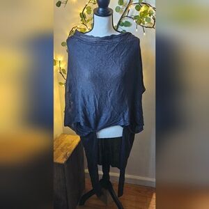Kelly & Katie nwt Wonderlust black Knit shawl Kimono has arm holes one size fits